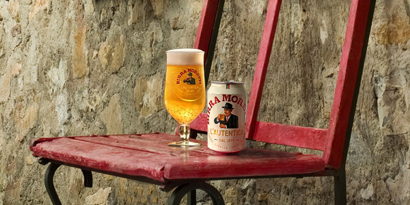birra-moretti-ta-en-stol-och-satt-dig