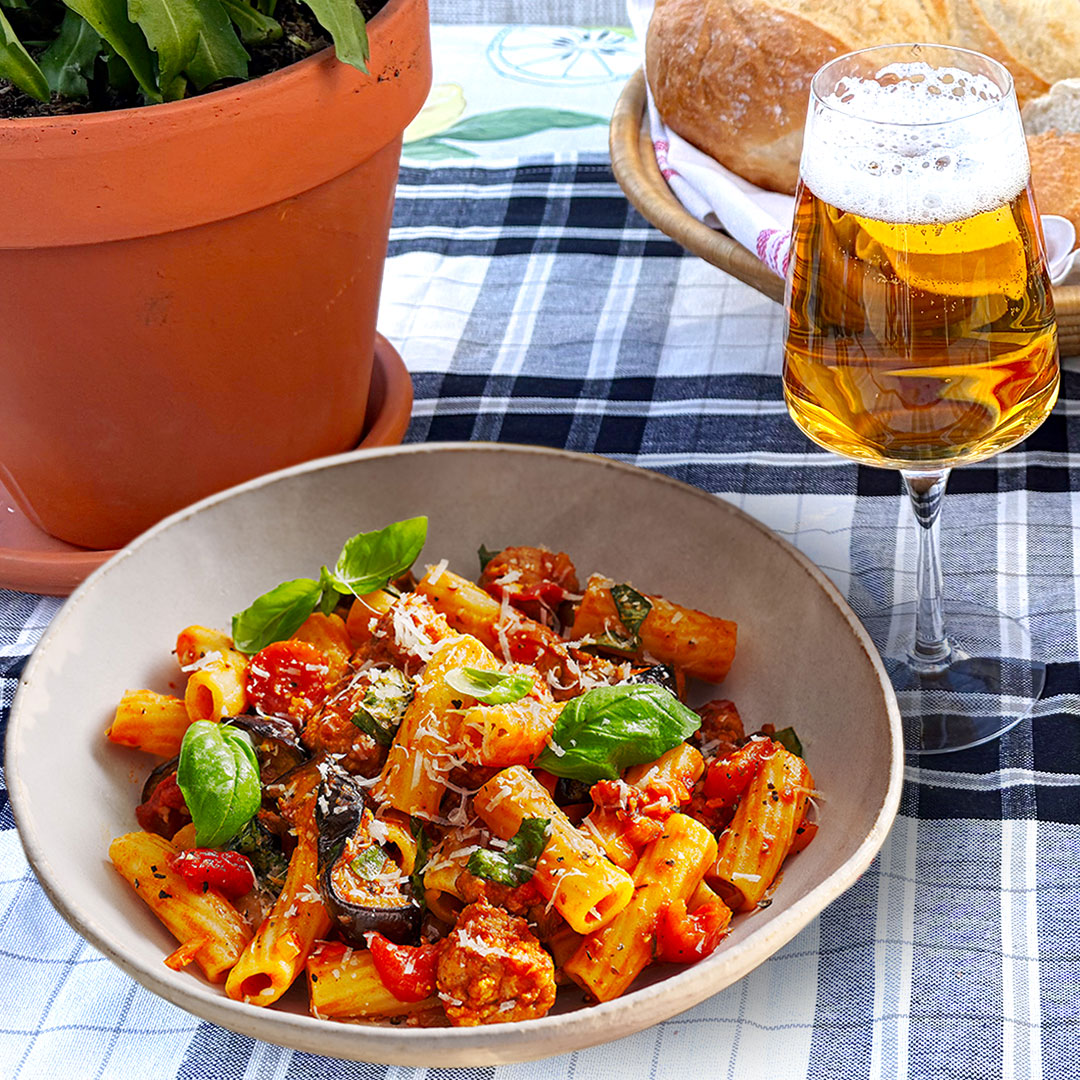 salsiccia-alla-norma-och-birra-moretti